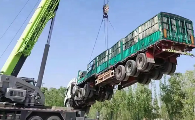尚义道路脱困救援案例